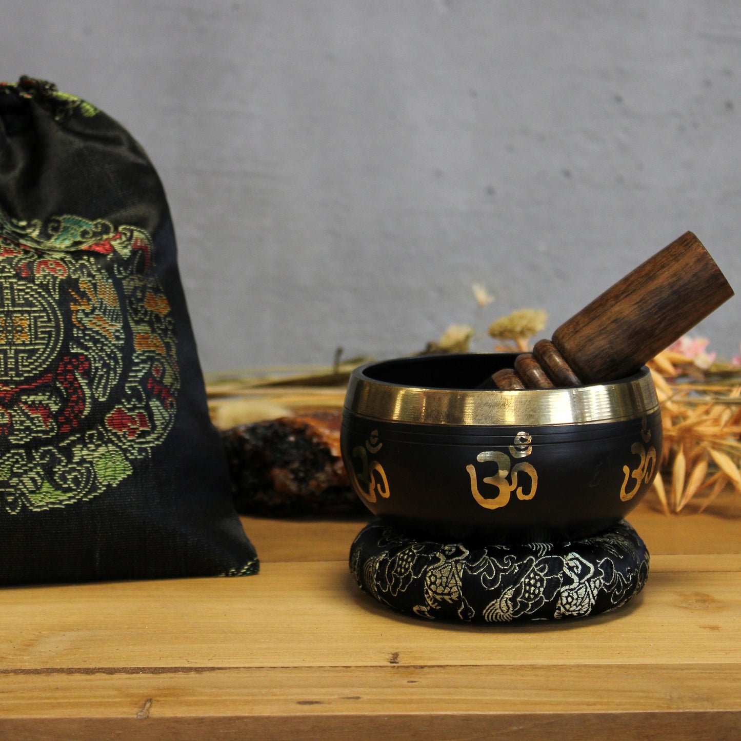 Singing Bowl Set - Yoga Om